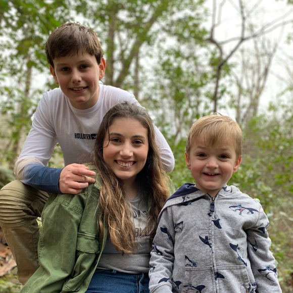 Meet your Posher, Christine - Picture 6 of 11